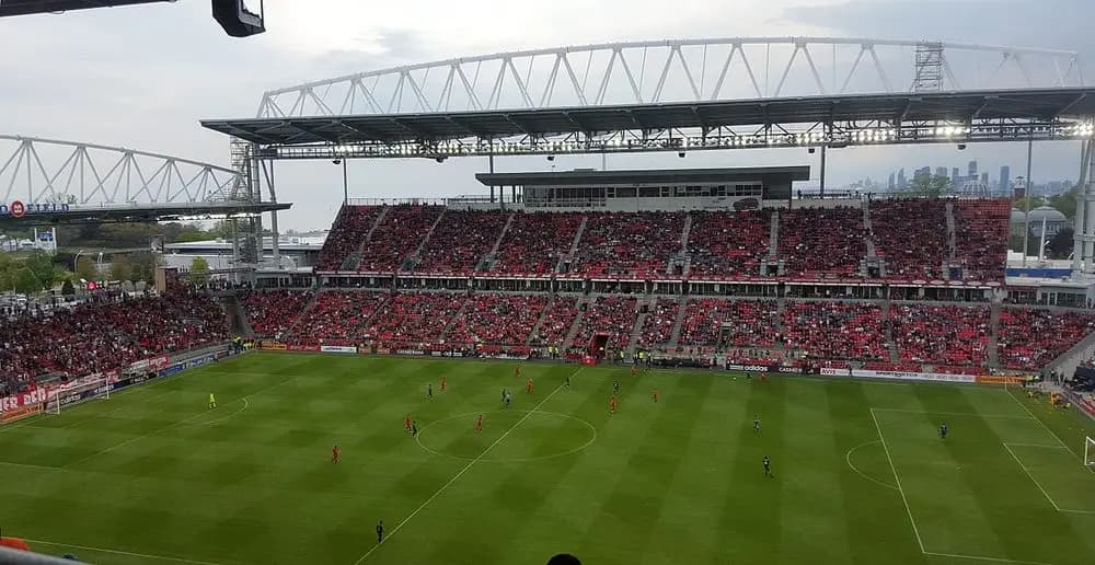 Tribuna este tras la ampliacion de 2016